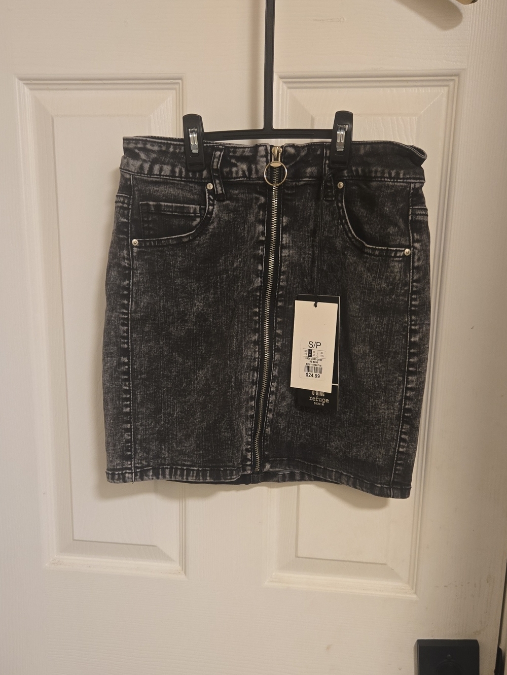 Black Acid Wash Zip-Front Denim Mini Skirt